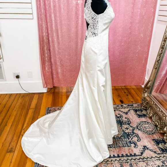New Wedding Gown Size 12, Satin Wedding Dress, Lace Wedding Dress - Picture 4 of 8
